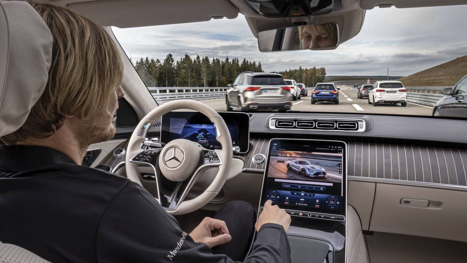 Mercedes: Η 1η με επίσημη έγκριση αυτόνομης οδήγησης